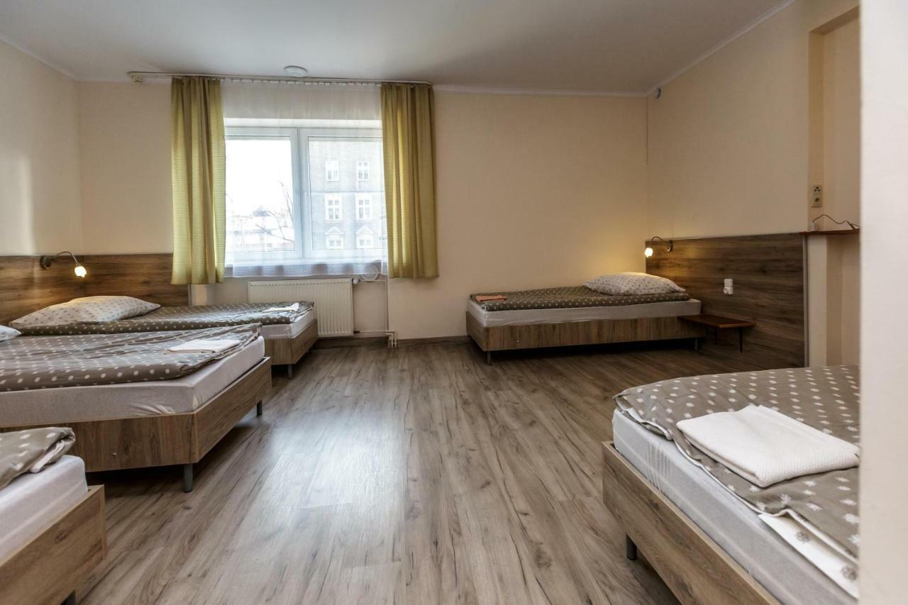 Noclegi "Poza Szlakiem" Walbrzych Exterior photo